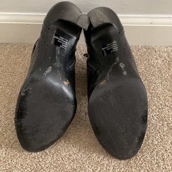 Booties - Picture 6 of 8